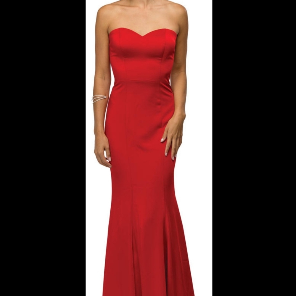 Simply elegant long red dress